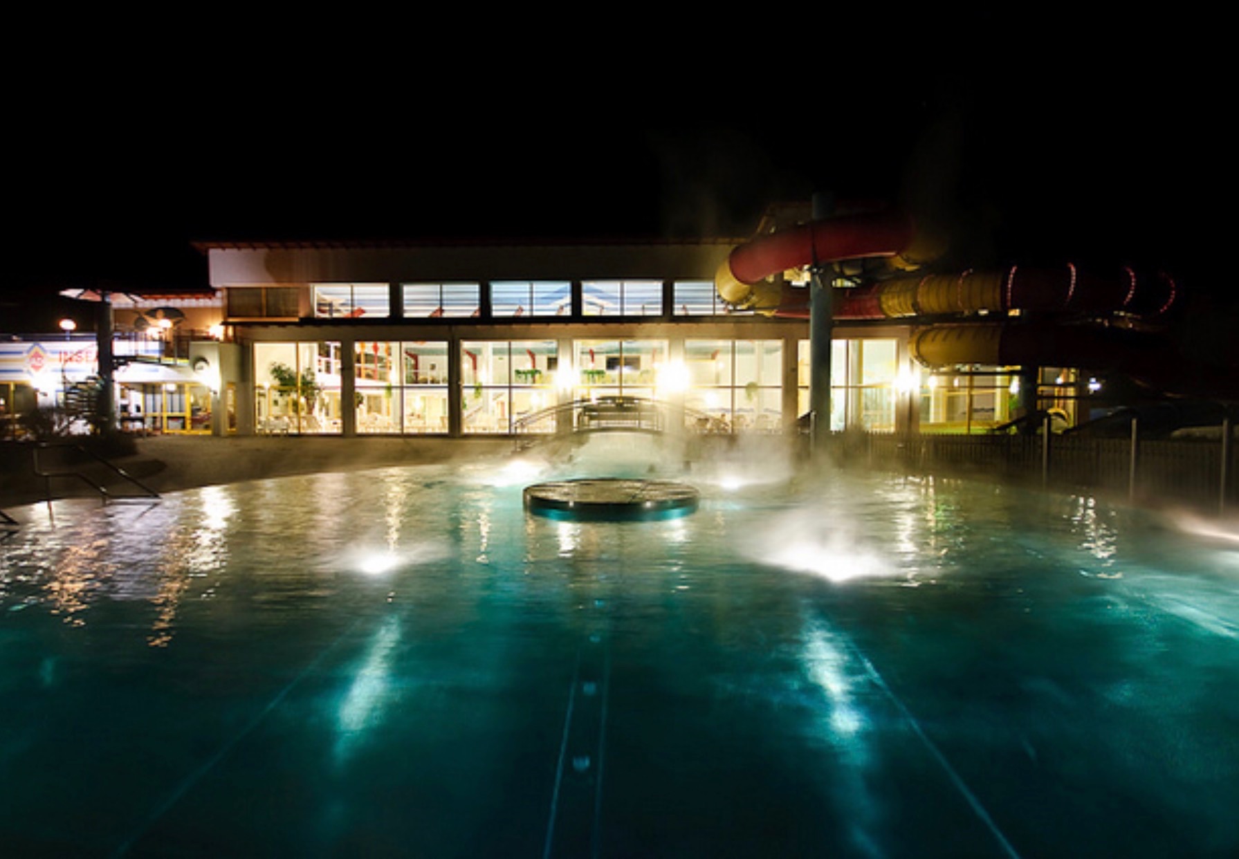 Badeinsel-tamsweg-hallenbad-wellness-lungau-salzburgerland-oostenrijk